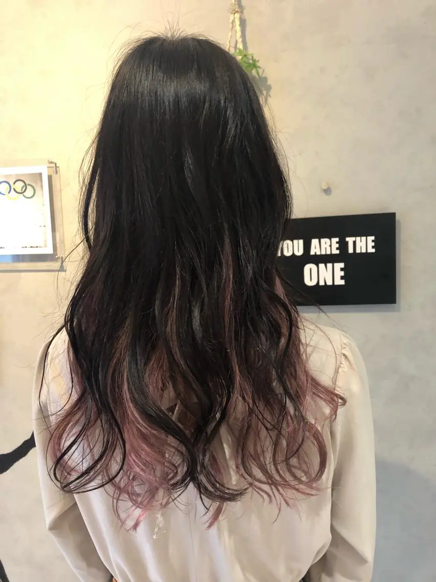 ロング カラー インナーカラー ピンクカラー 中村 幸子のヘアスタイル