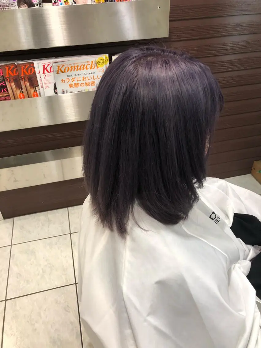 セミロング カラー アッシュ クーポン お試し価格有り！のヘアスタイル