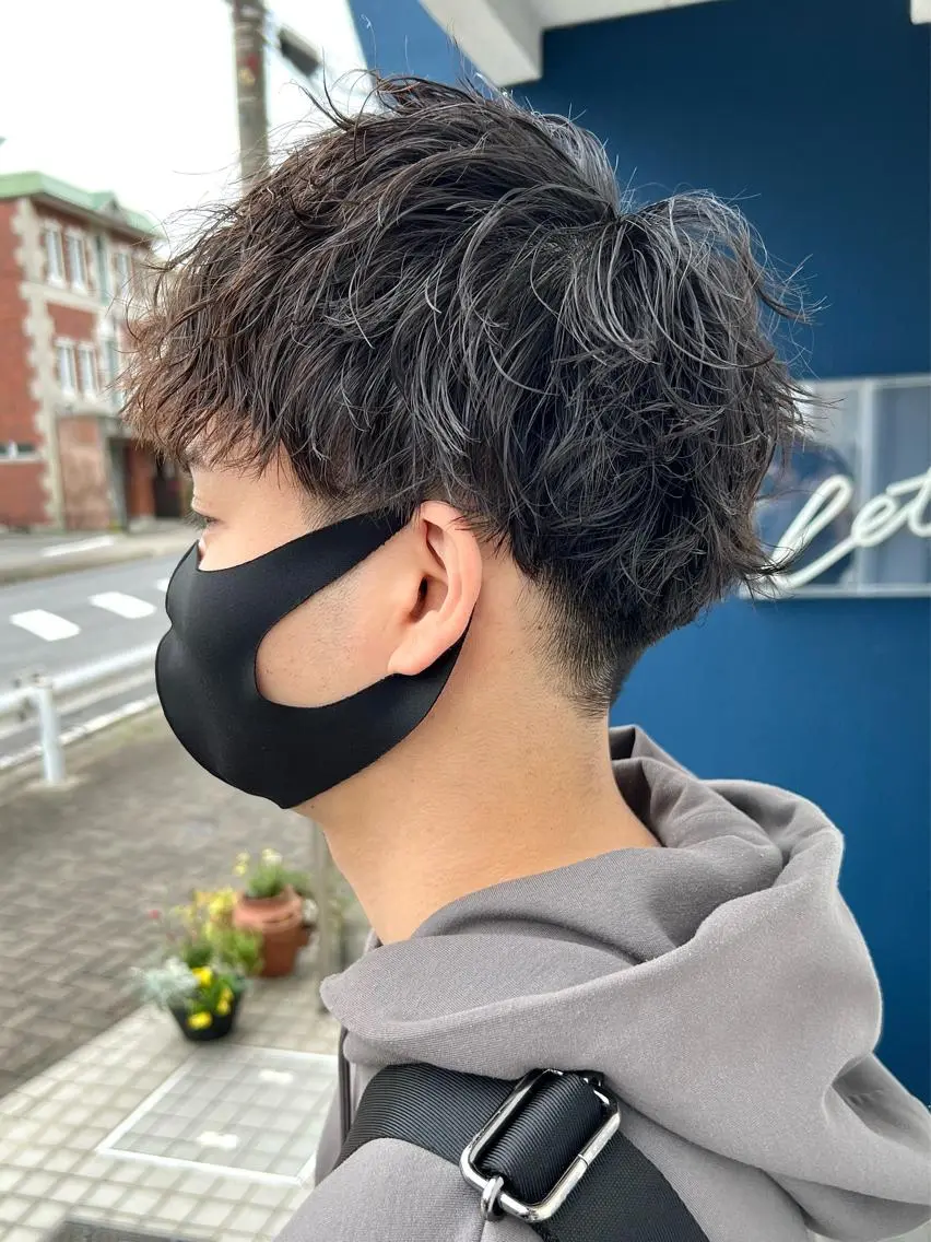 ショート パーマ ヘアアレンジ メンズ メンズパーマ メンズツイストパーマ ツイストスパイラルパーマ スパイラルパーマ ツイストパーマ メンズパーマ職人 加藤 弘貴のヘアスタイル