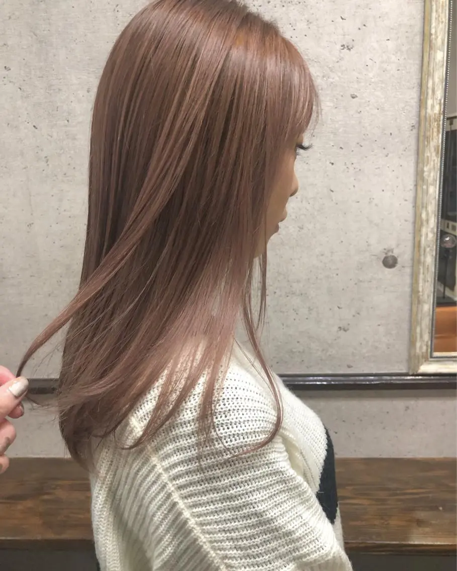 カラー ベージュカラー ピンクカラー ピンクベージュ 縮毛矯正 江原 彩華のヘアスタイル