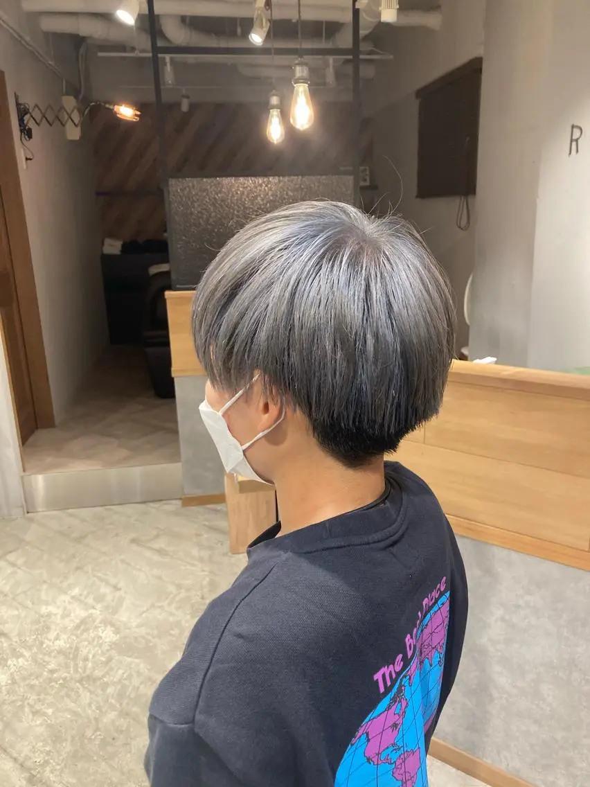 ショート ハイライト Romy まるのヘアスタイル