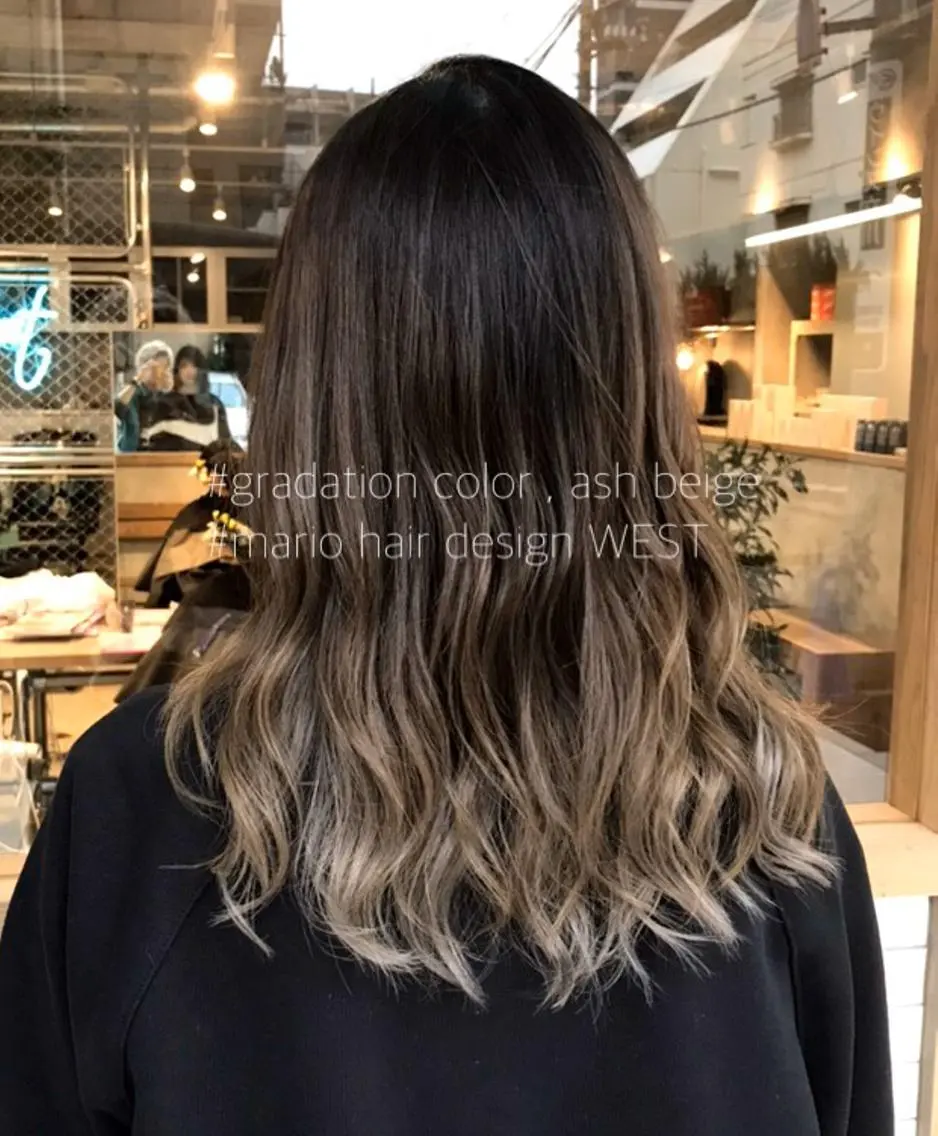 セミロング カラー 竹嶌 健吾のヘアスタイル