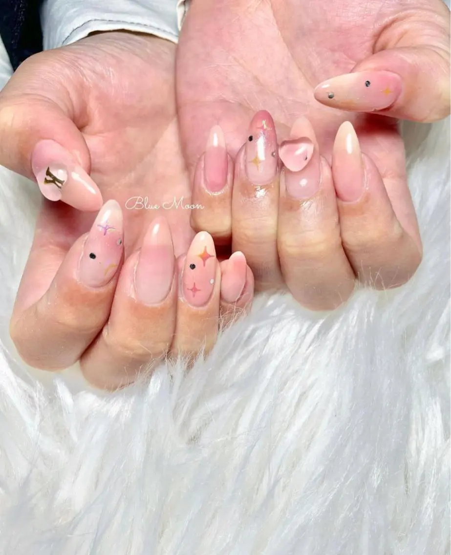 ネイル ハート ハンドネイル フットネイル nail salon Blue Moonのネイルデザイン
