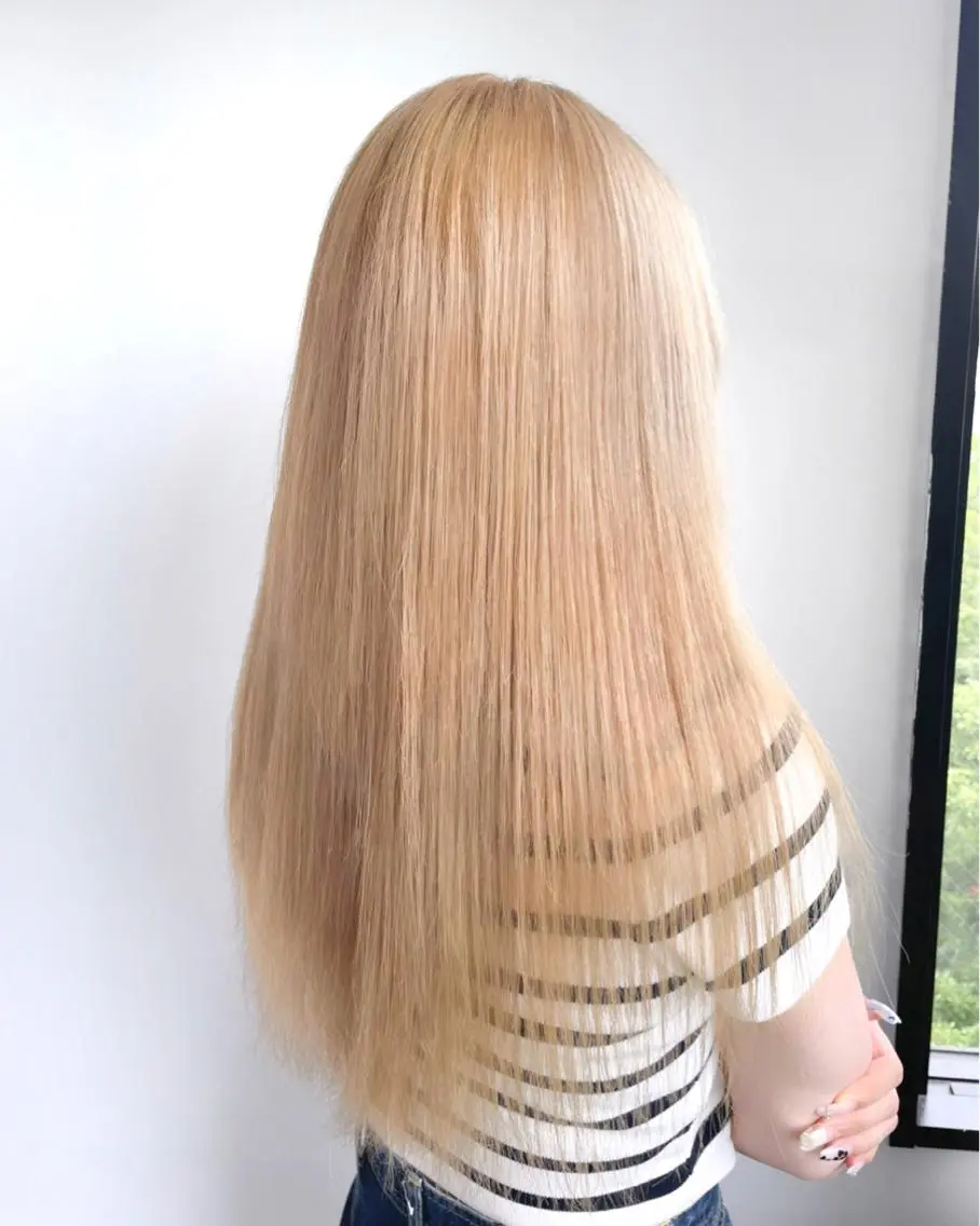 ロング カラー ベージュカラー ブリーチ ケアブリーチ ミルクティーベージュ ホワイトベージュ 暖色カラー🍒 ケアブリーチ/akiのヘアスタイル