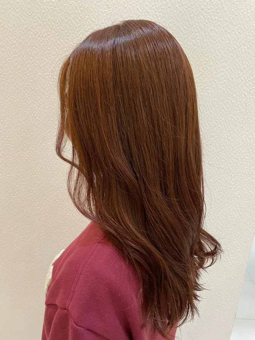 ロング パープルカラー カット ヘアカラー アールグランデ あやのヘアスタイル