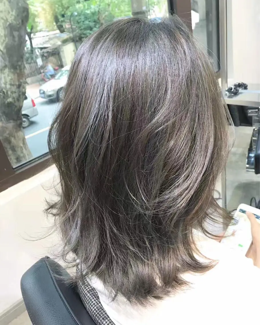 ミディアム カラー ヘアカラー トリートメント 瀬尾 加寿馬のヘアスタイル