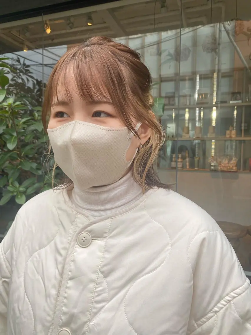 ミディアム カラー ヘアアレンジ ハーフアップ インナーカラー HINANO🌷 髪質改善サロンの眉毛・アイブロウイメージ