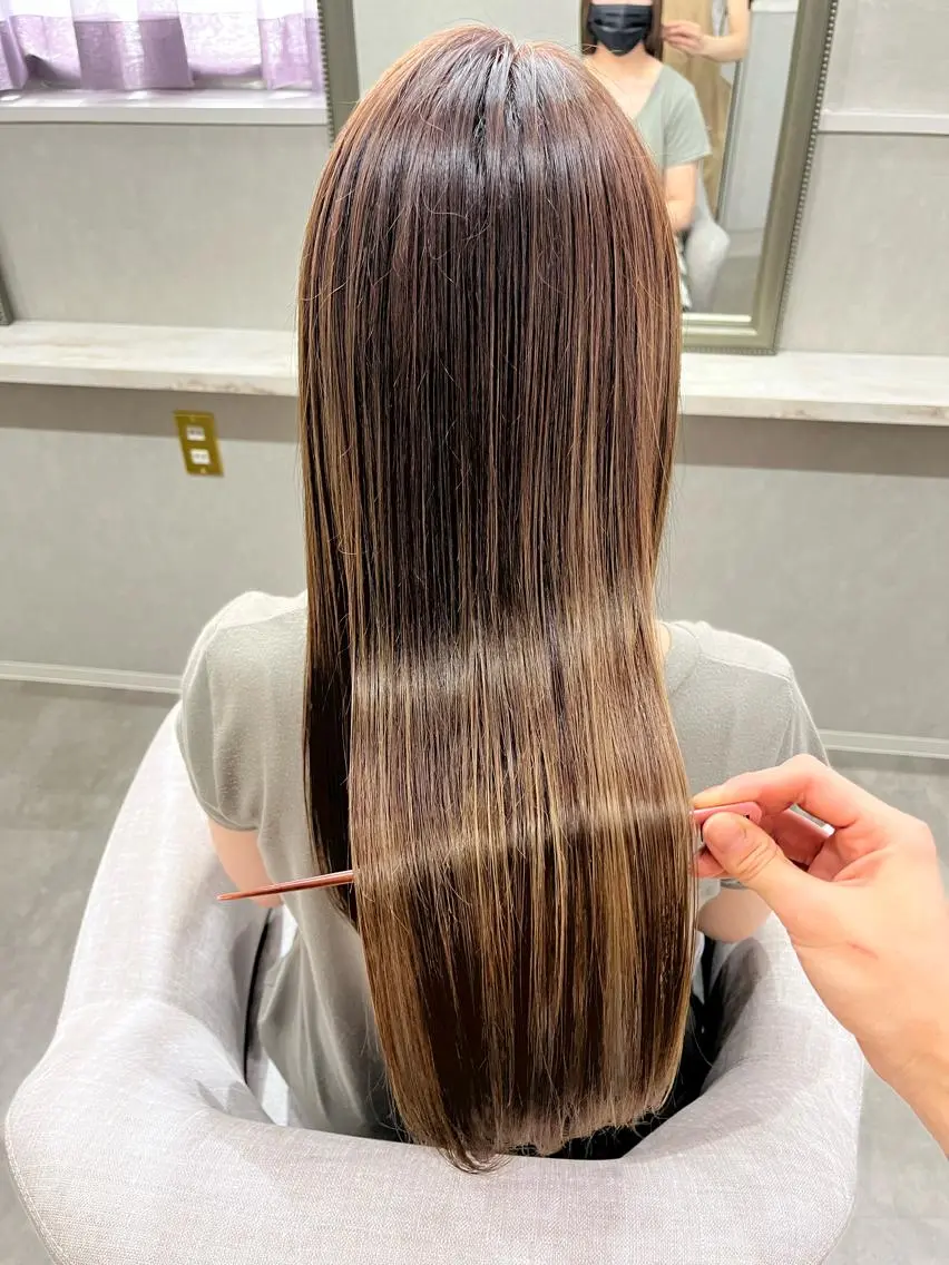 ロング 髪質改善 トリートメント ヘアカラー color coutureのヘアスタイル
