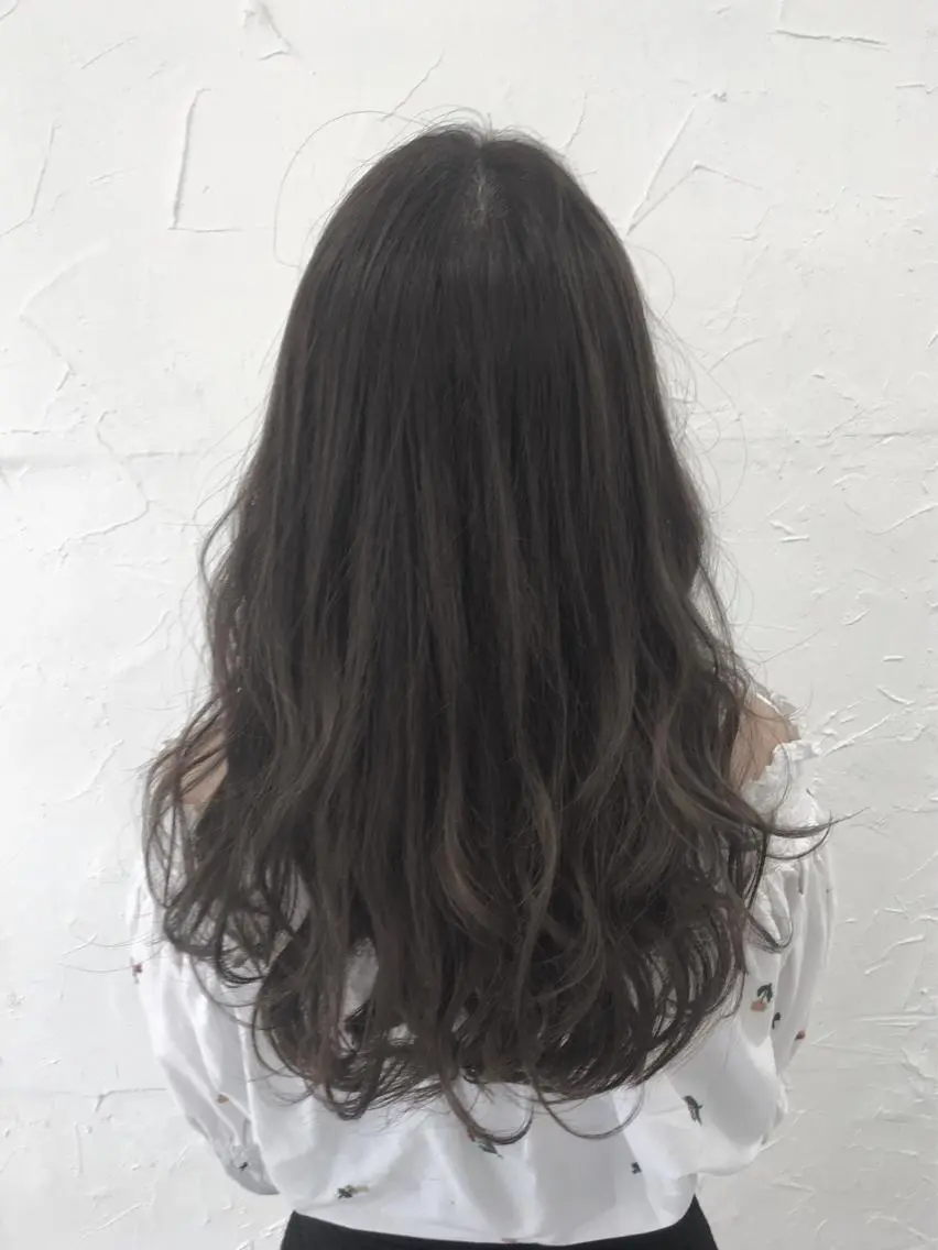 セミロング ヘアアレンジ アッシュ アッシュグレー 脱!黒髪 ダブルカラー【上野】のヘアスタイル