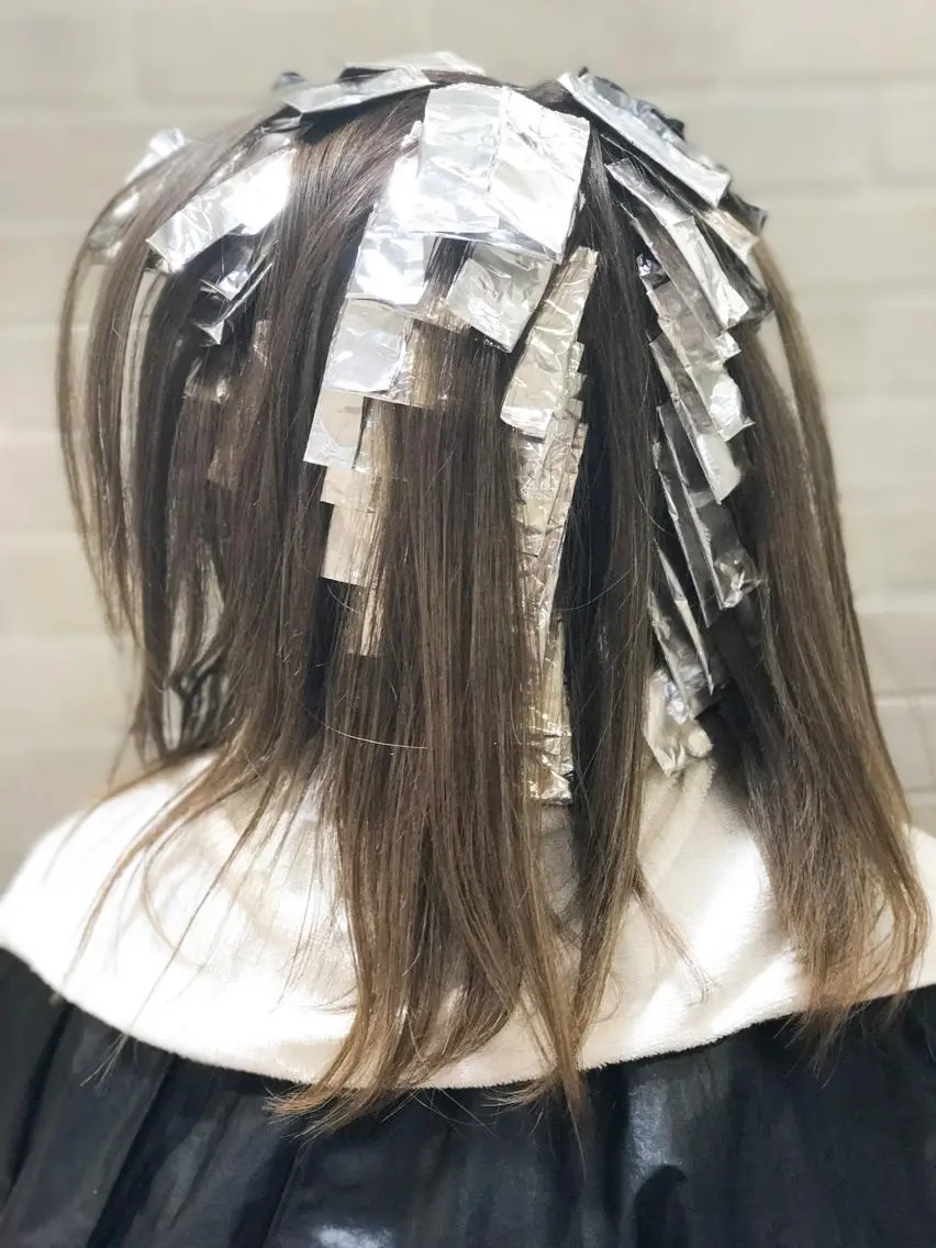 ミディアム カラー デザインカラー グレージュ ハイライトカラー 外国人風カラー ハイライト ✂︎マンツーマン施術 ａｙｅ✂︎のヘアスタイル