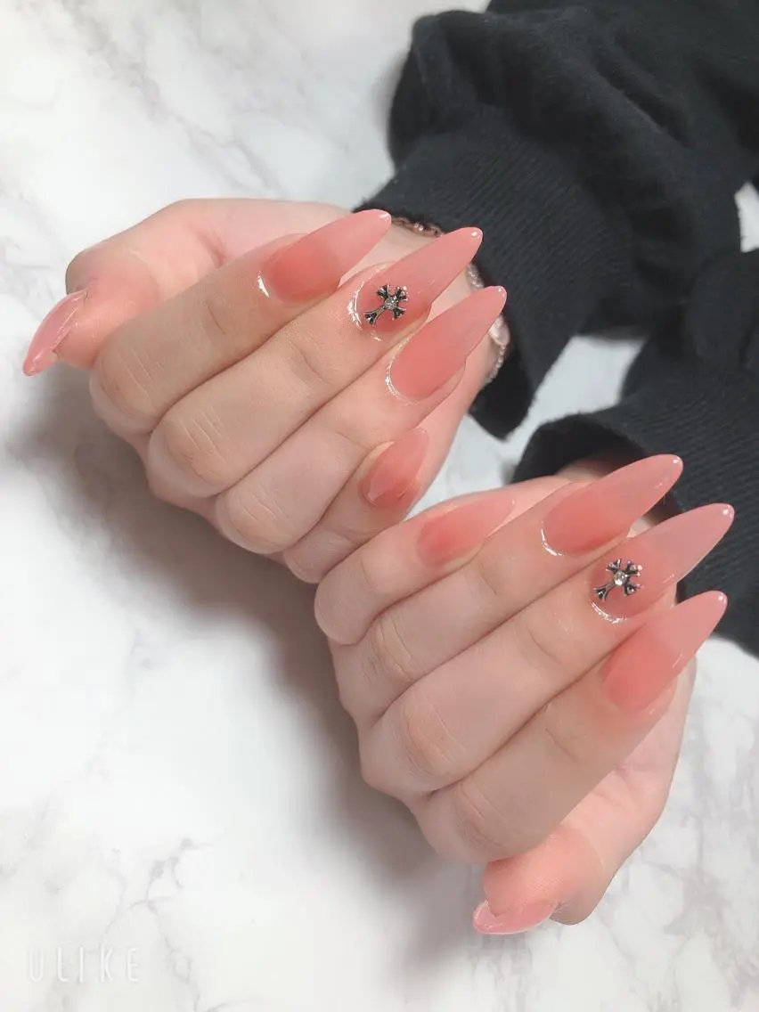 ネイル スカルプネイル Nailsalon Luanaのネイルデザイン
