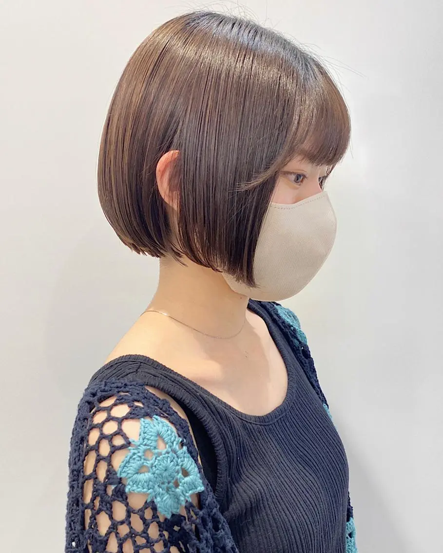 ショート 前下がりボブ ボブ トリートメント 酸熱トリートメント 石山 /切りっぱなしボブのヘアスタイル