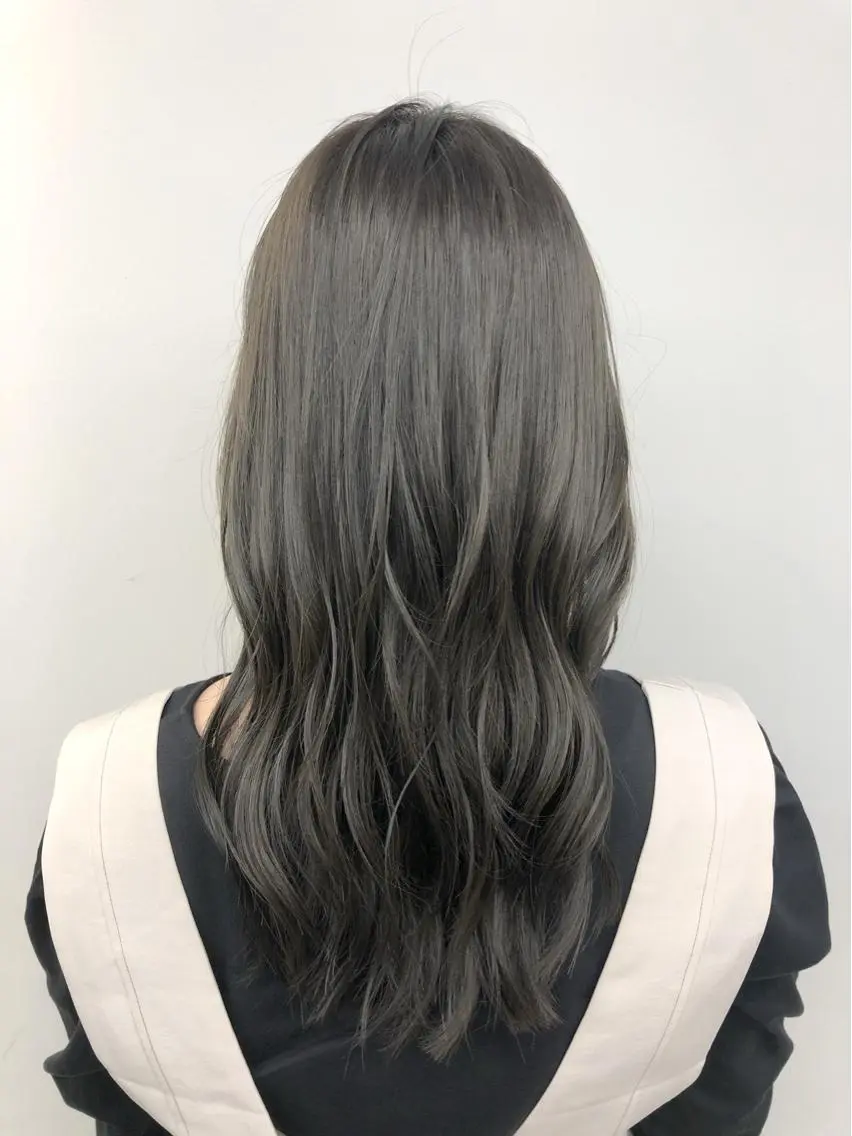 セミロング カラー アッシュ 代表 YUKI ☆のヘアスタイル