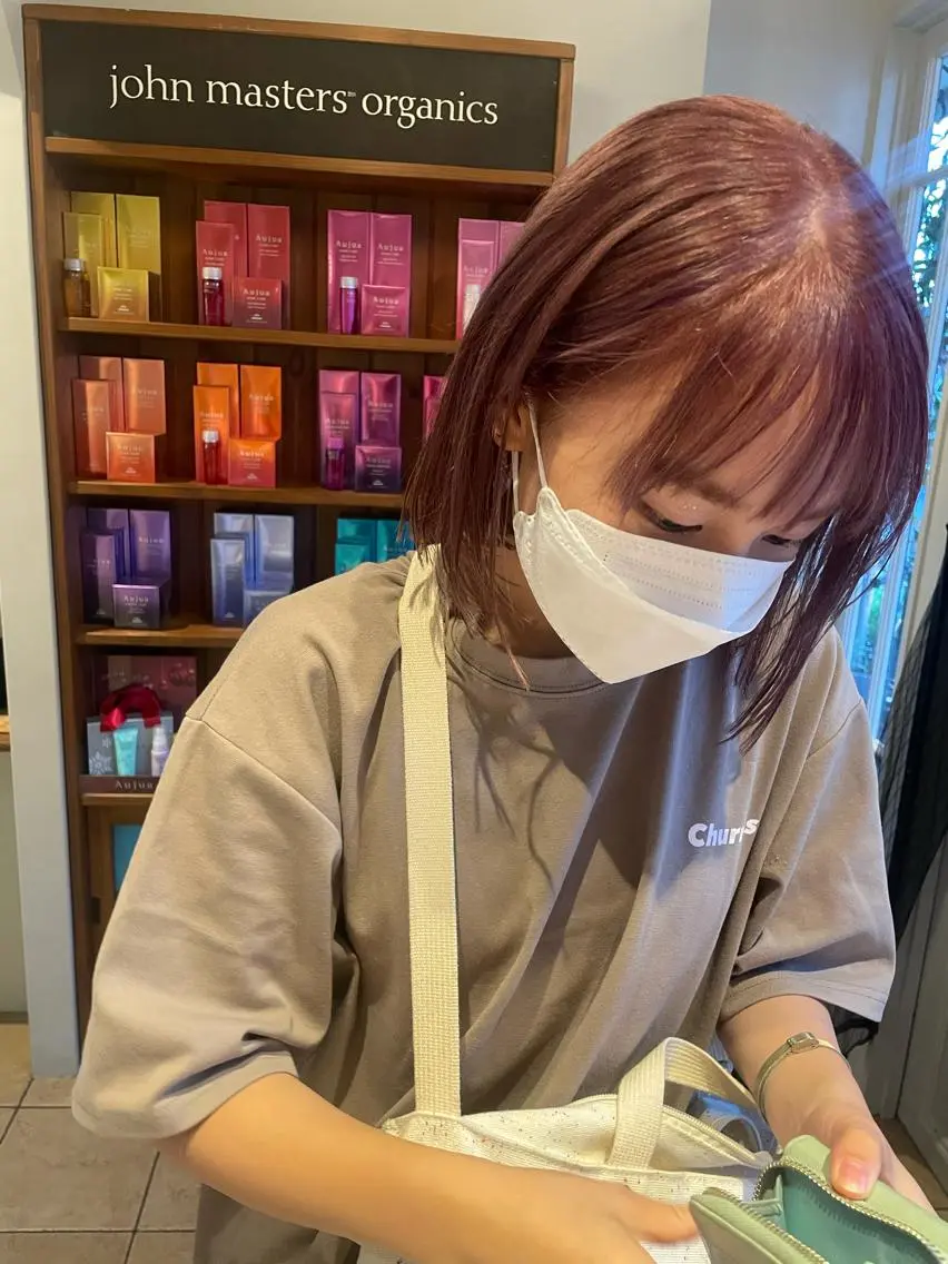 ミディアム カラー 渡辺 瑠美のヘアスタイル