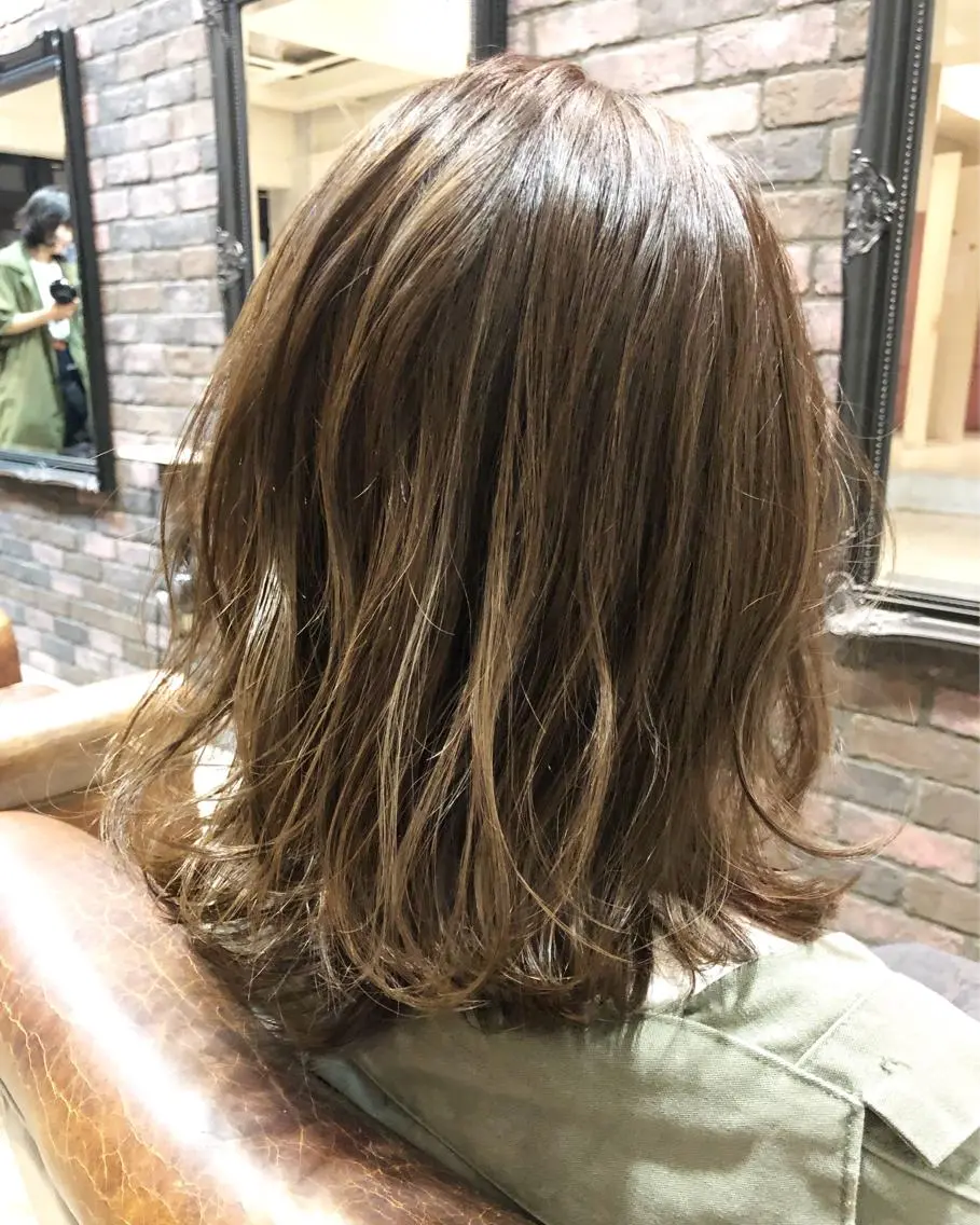 ミディアム カラー パーマ カット ヘアカラー トリートメント 松尾謙佑【ハイライト LEDエクステ】のヘアスタイル