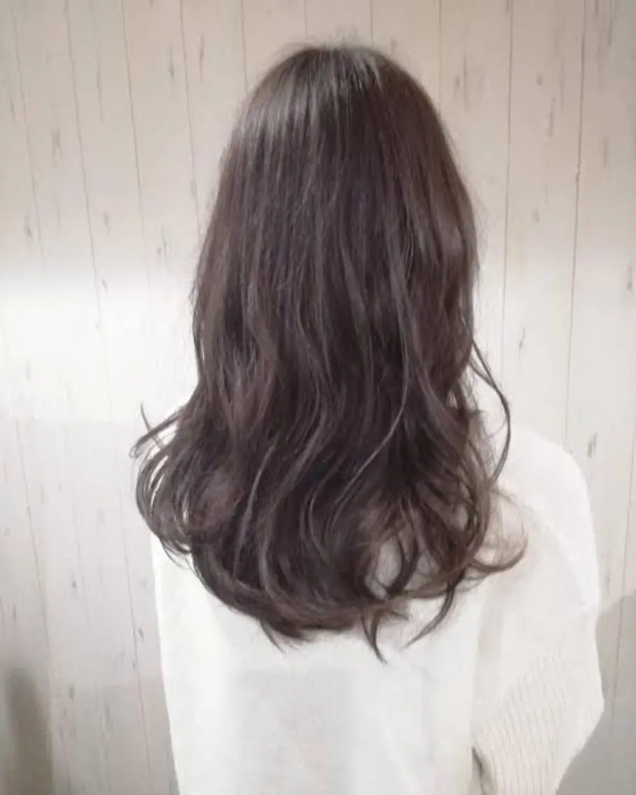 ロング アッシュ 外国人風カラー 不動令 認定カラーリストのヘアスタイル