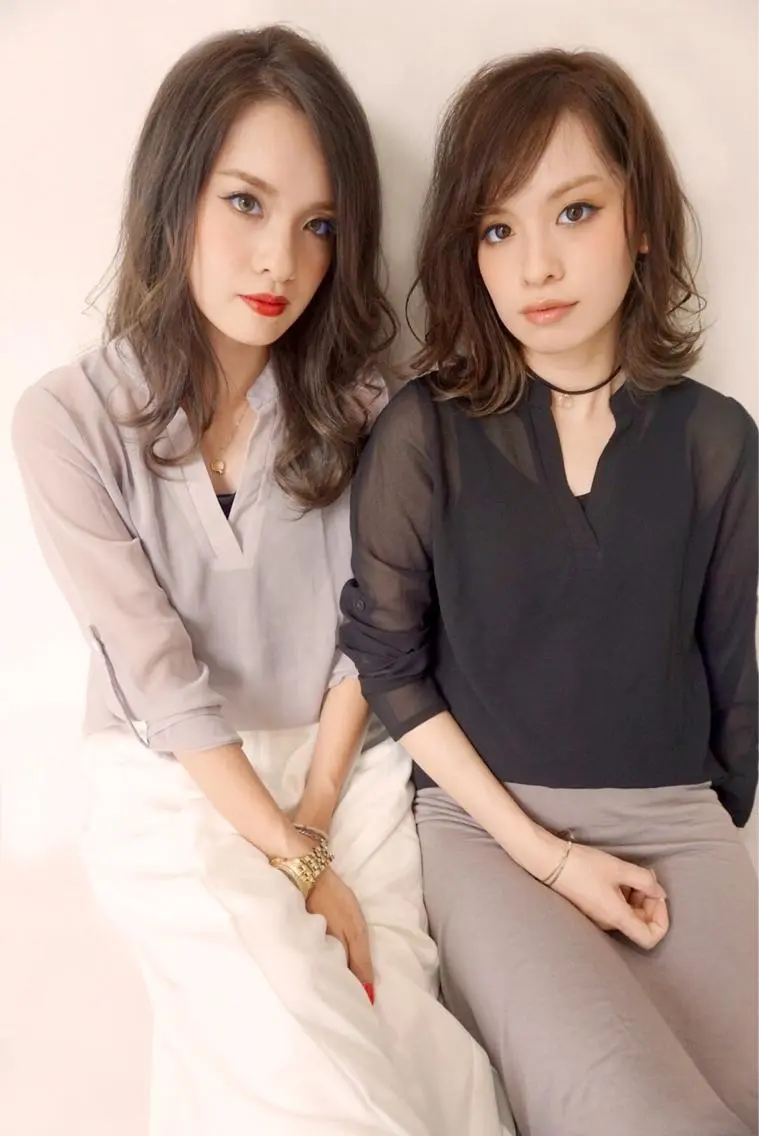 ミディアム 柔らかな縮毛矯正 透明感カラー💫のヘアスタイル