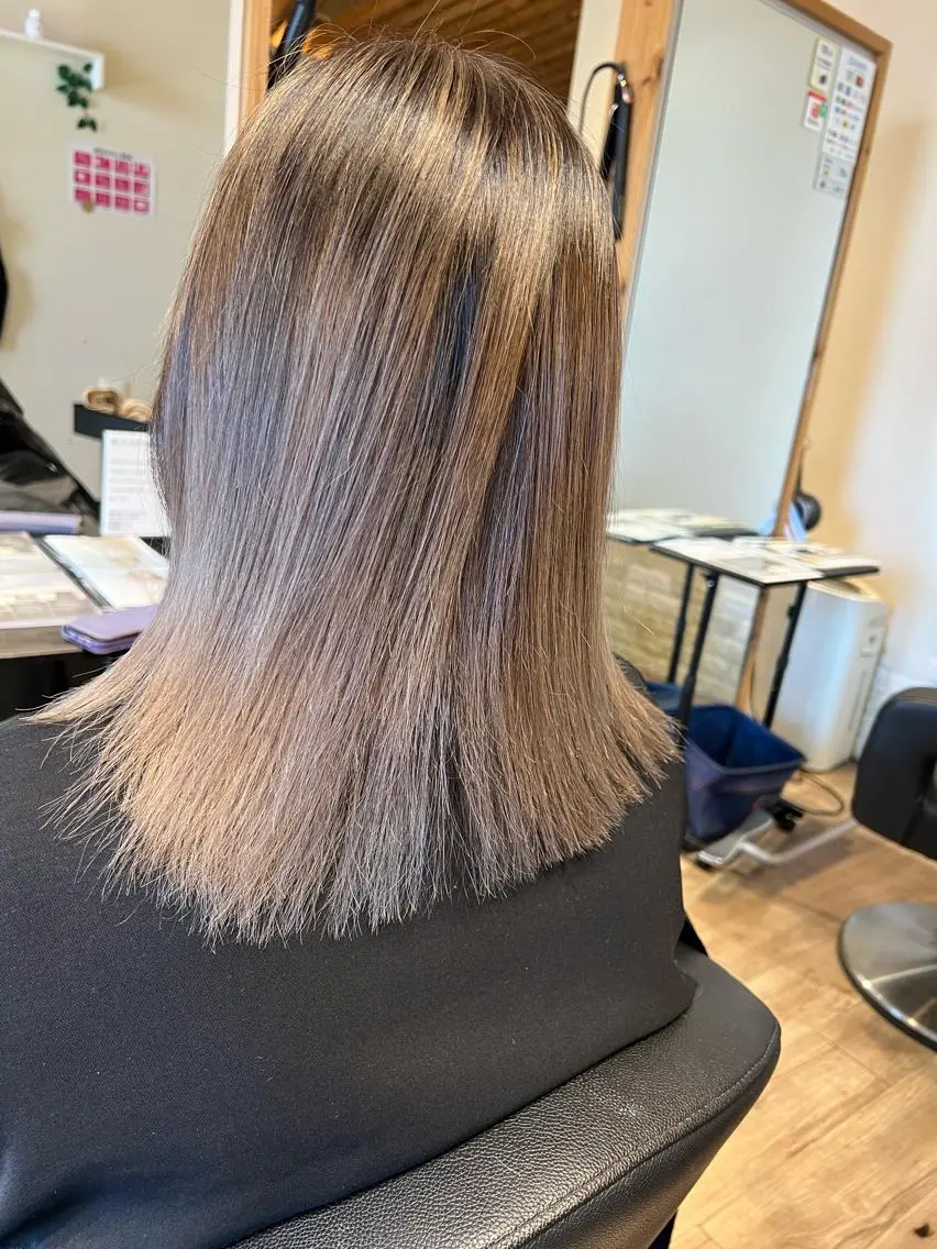 ミディアム カラー カット ヘアカラー 大久保 隆蔵のヘアスタイル