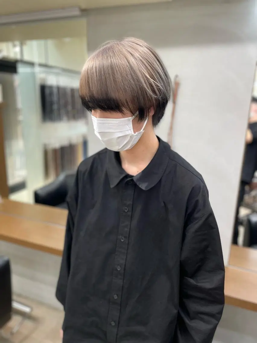 カラー yasuハイトーン/ デザインカラーのヘアスタイル