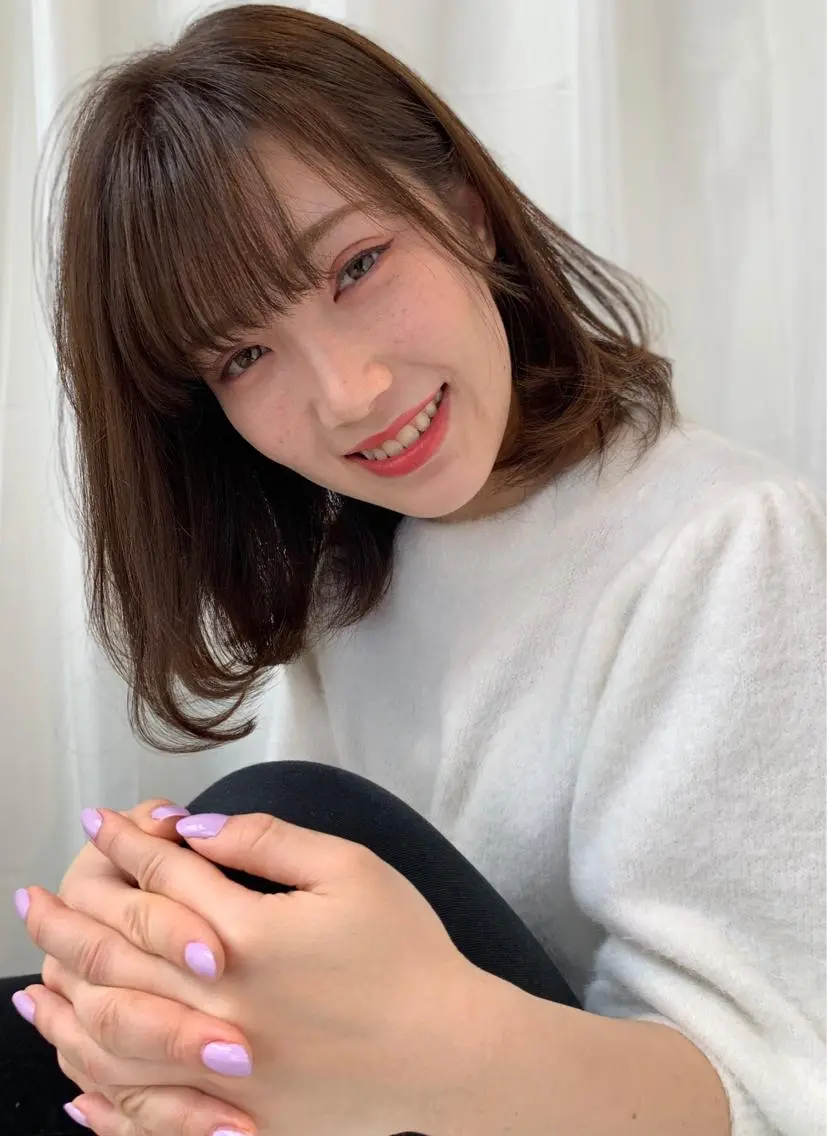 ミディアム カラー カット 透明感カラー REIのヘアスタイル