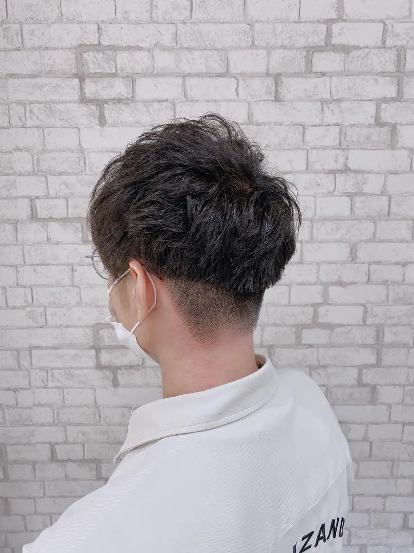 ショート ヘアアレンジ メンズ カット ブリーチなし艶カラー 東家のヘアスタイル