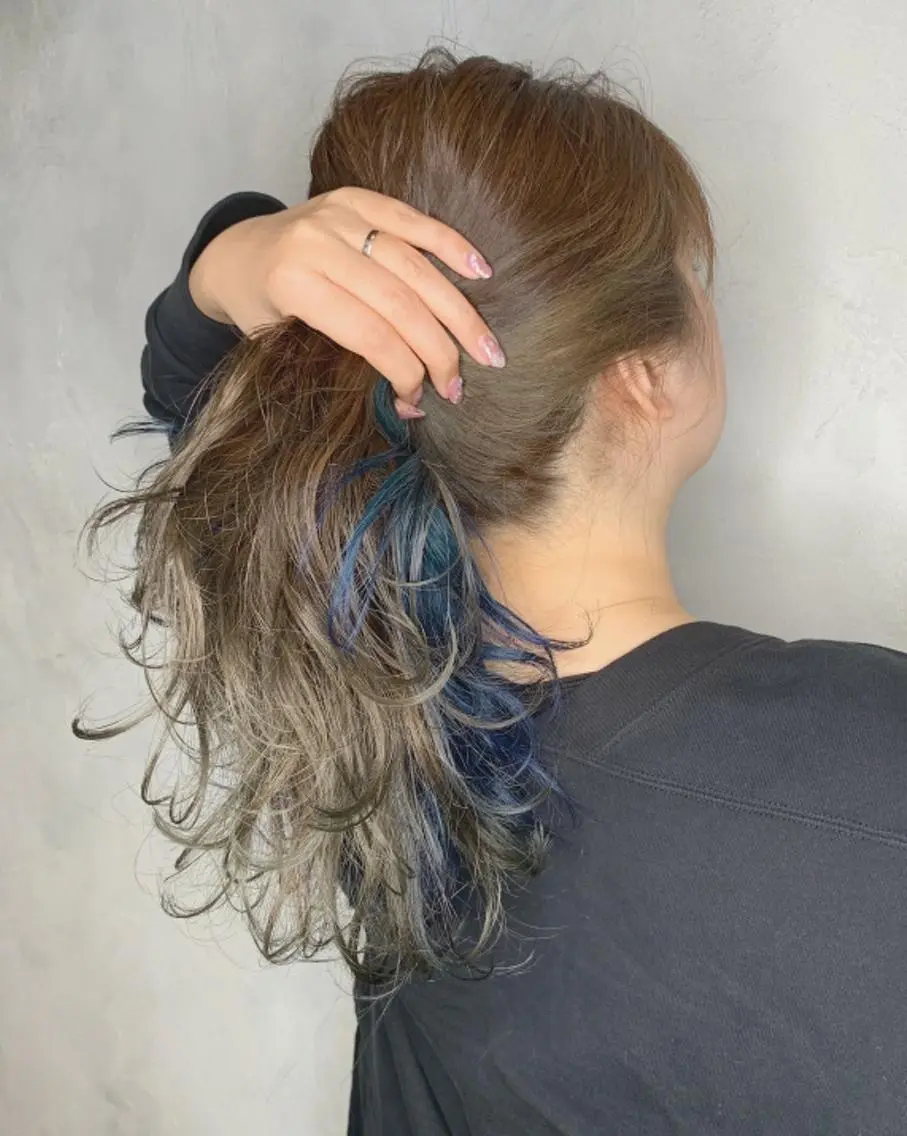 ミディアム カラー アディクシーカラー アッシュ インナーカラー ユニコーンカラー カット ヘアカラー N° aria 三軒茶屋のその他イメージ