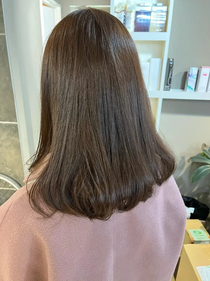 ミディアム カラー ヘアアレンジ メンズ キッズ ネイル マツエク・マツパ アイブロウ 透明感カラー🤎 ゆりのヘアスタイル