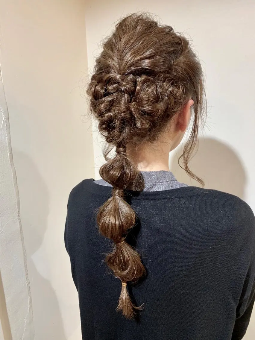 セミロング ヘアアレンジ ヘアセット 河野 行史のヘアスタイル