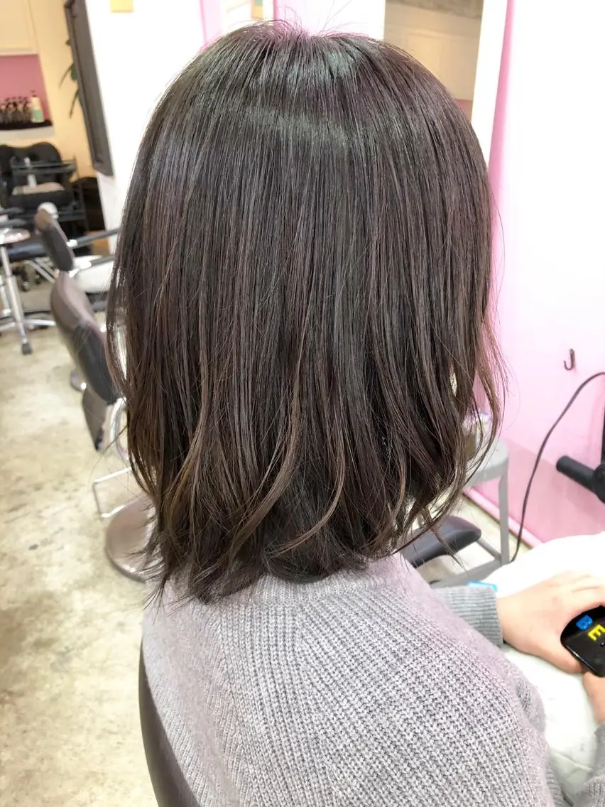 ミディアム カラー カット ヘアカラー トリートメント 浦山 和之のヘアスタイル