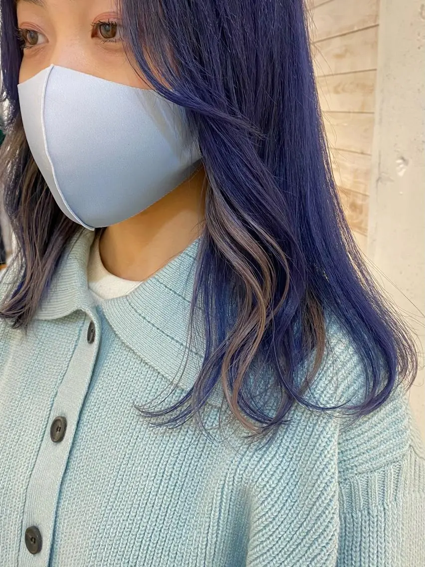 ロング カラー 天神最安値エクステ カラーレイヤーカットのヘアスタイル