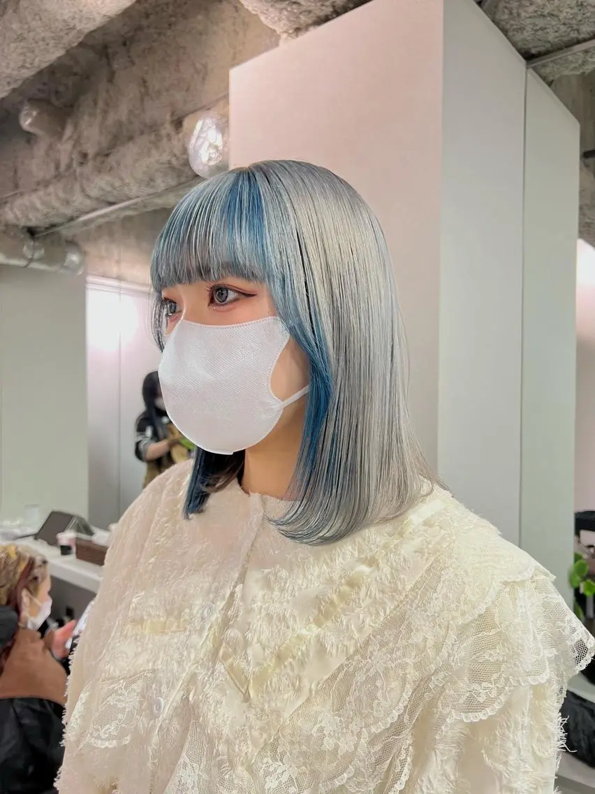 ミディアム カラー ヘアカラー トリートメント ハイトーン&髪質改善 &韓国エクステ🤎のヘアスタイル
