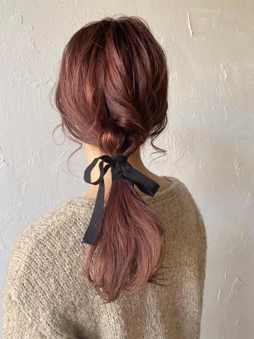 セミロング カラー ヘアアレンジ オレンジ ピンクカラー 三つ編み 神原 ありさのマツエク・マツパデザイン