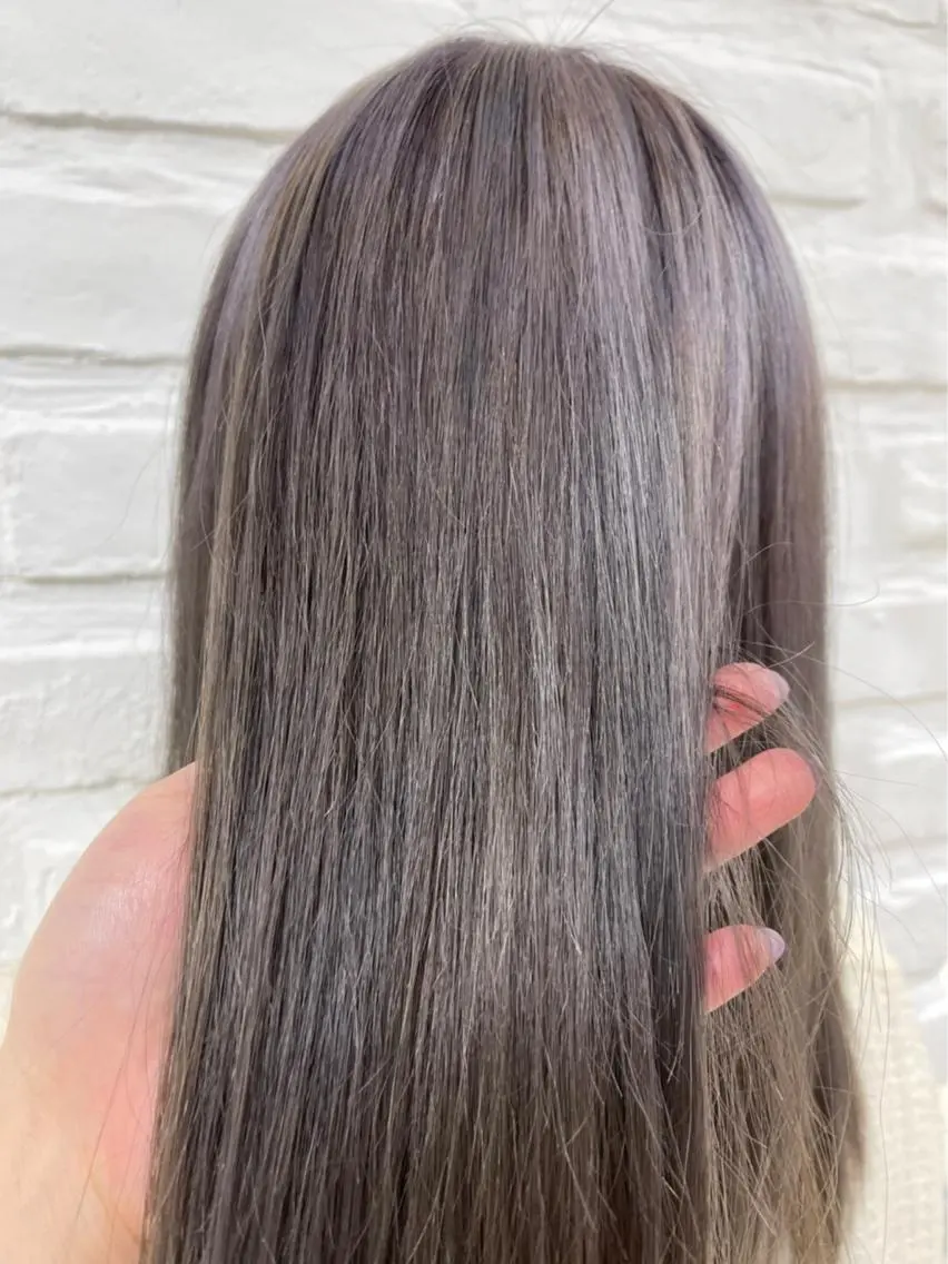 セミロング カラー ブリーチ グレージュ イルミナカラー ラベンダーカラー ラベンダーグレージュ カット ヘアカラー 【暖色カラー特化】 中山由梨のヘアスタイル