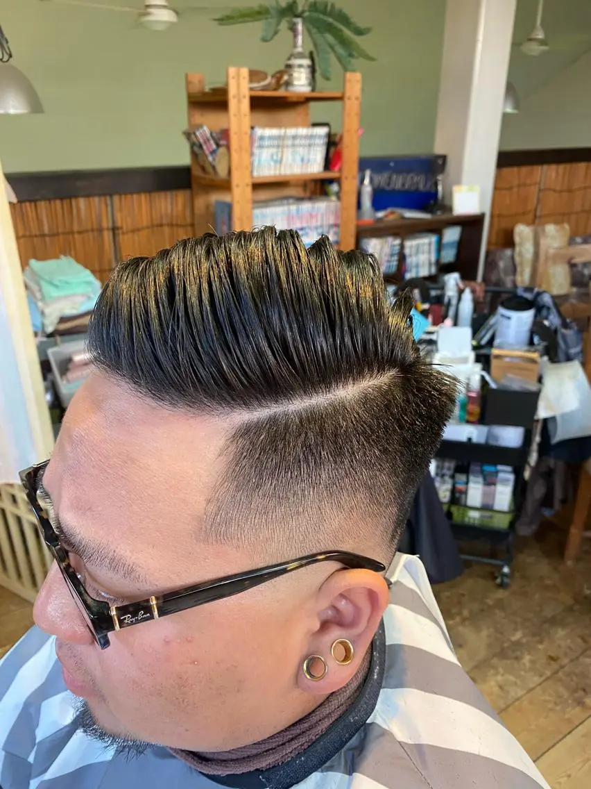 メンズ カット タカハシ ユウヤのヘアスタイル