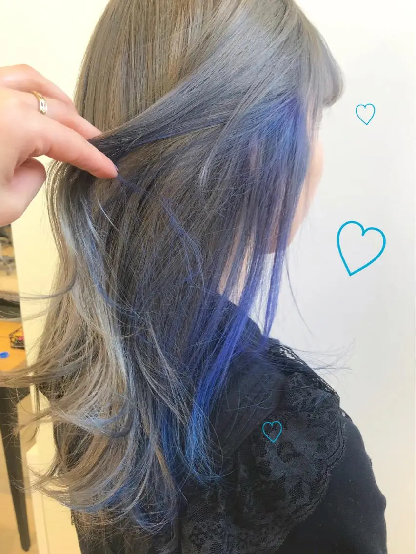ミディアム カラー ブルーカラー シルバー 新宿駅近♡個室 ♡関口三都季🌜のヘアスタイル