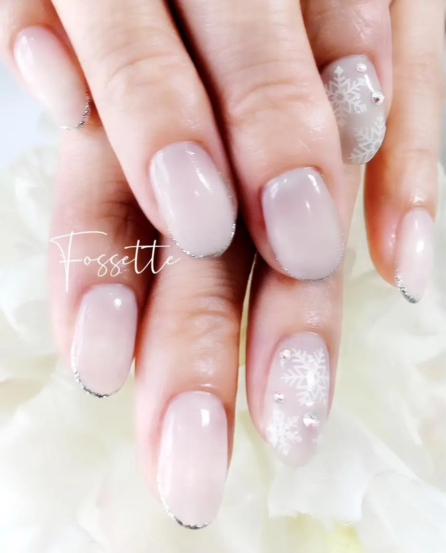 ネイル ラメ(グリッター) 冬ネイル nailsalon Fossetteのネイルデザイン