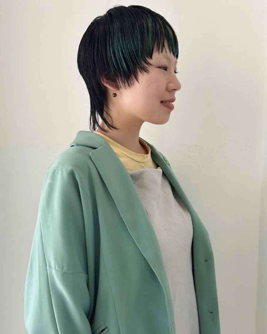 ショート カラー ショートレイヤー レイヤーカット ショートヘア ウルフカット カット ヘアカラー トリートメント 村上雅人 ナチュラルモードのヘアスタイル