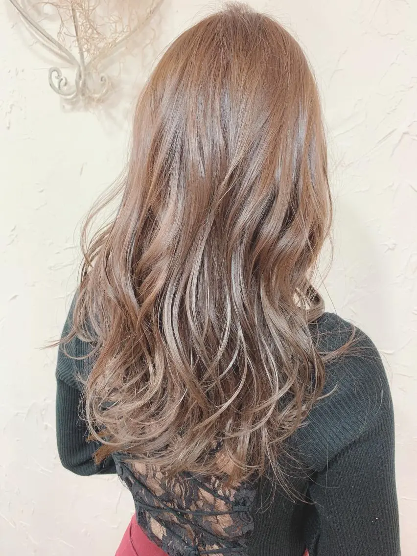 ロング カラー ハイライトカラー ハイライト 深沢 秀のヘアスタイル