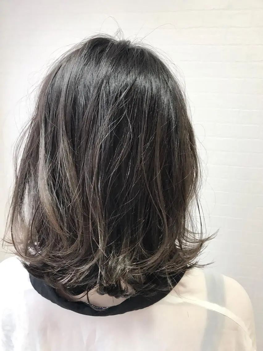 ミディアム カラー 💜ツヤヘアケア🩷 サトウシュンスケのヘアスタイル