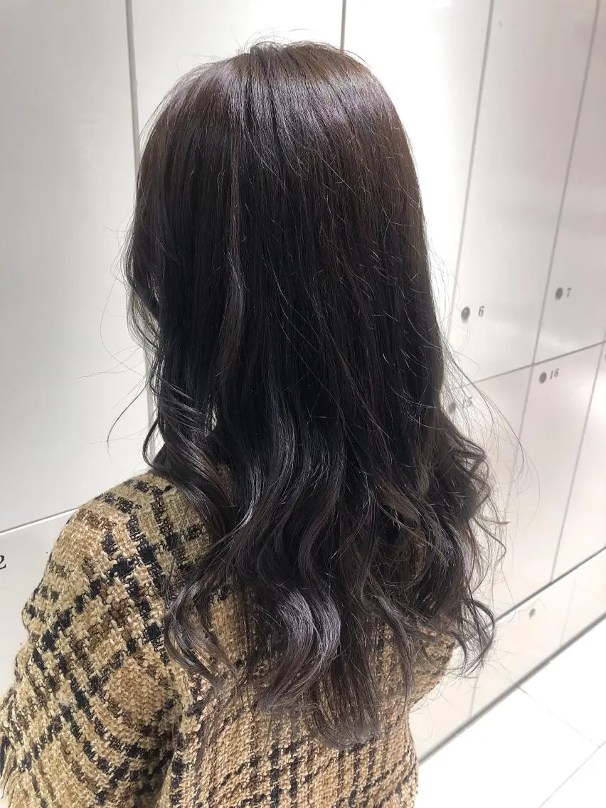 カラー 透明感カラー ダークグレー ダークグレージュ グレージュ 透明感カラー 古山 結季🌙🖤のヘアスタイル