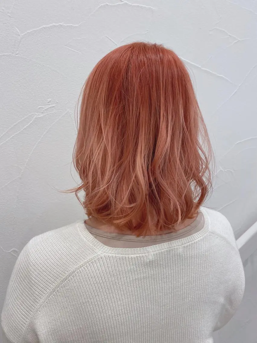 ミディアム カラー ベージュカラー ブリーチ ピンクカラー ピンクベージュ Ash中目黒店 榊間茜のヘアスタイル