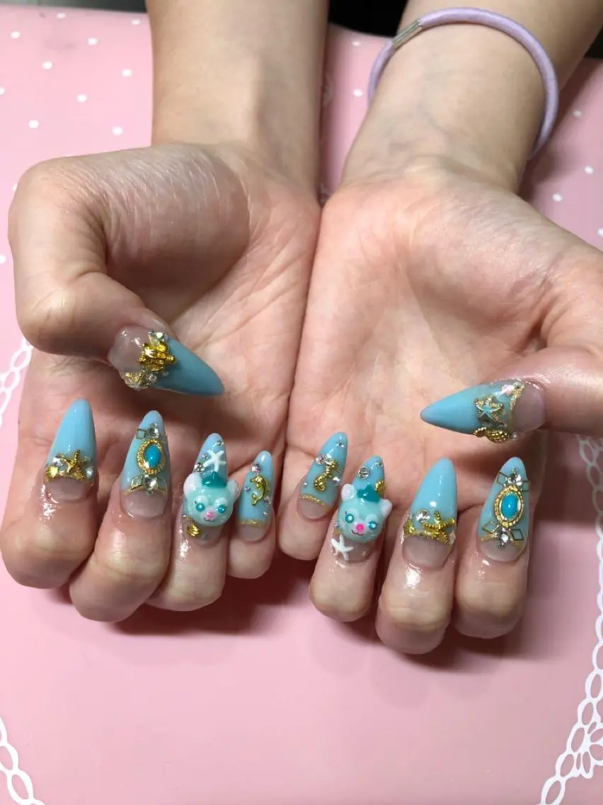 ミディアム ネイル ハンドネイル 《LB》ラブリエ Nail&eyeのマツエク・マツパデザイン