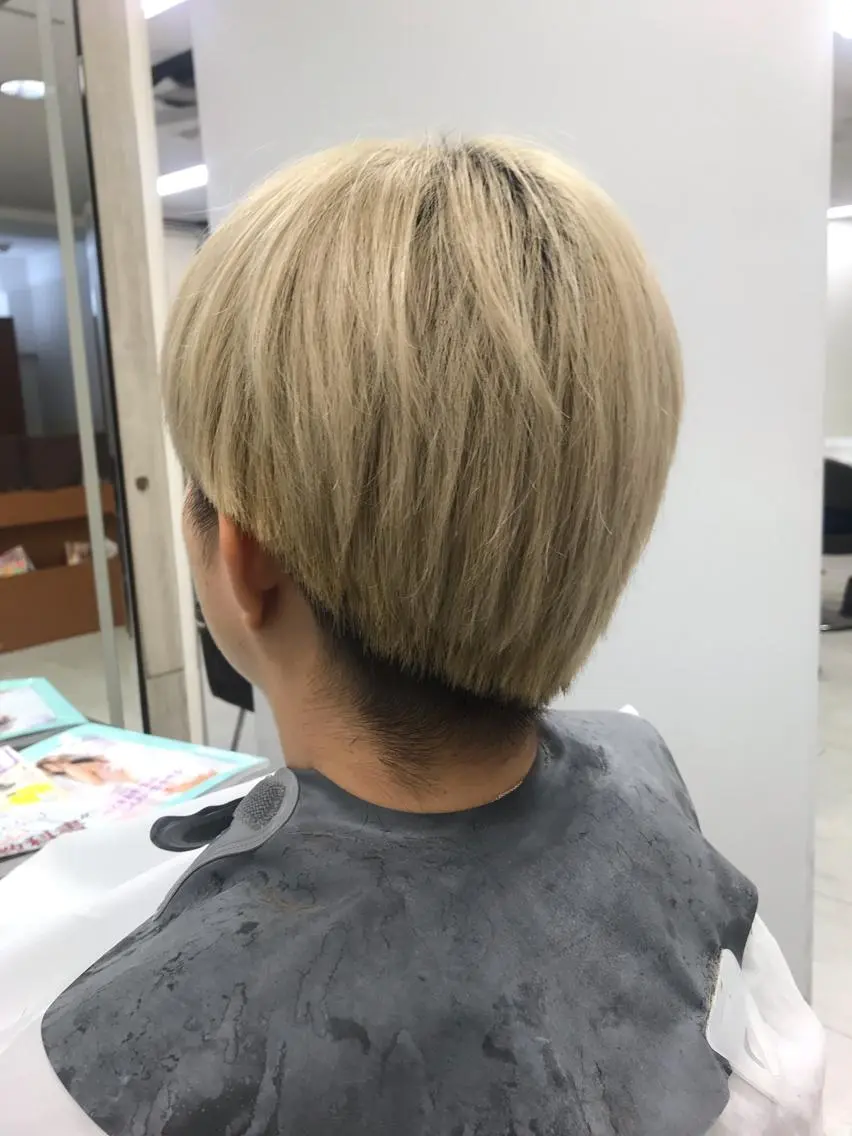 ショート 月野涼風 /レイヤーカットのヘアスタイル