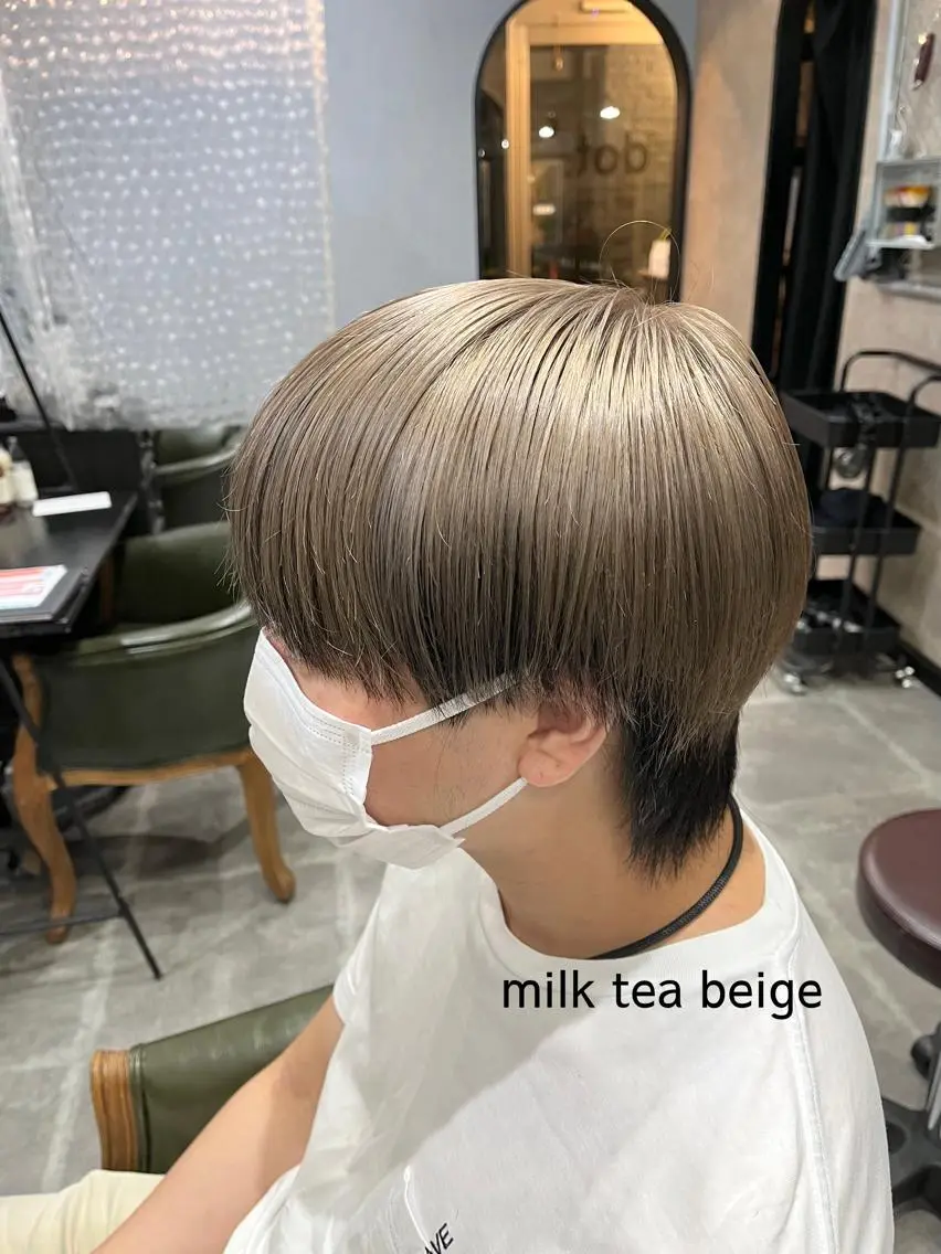 ショート カラー メンズ メンズブリーチ センターパート フェードカット マッシュ メンズパーマ カット ヘアカラー メンズカット/パーマ 久田良和のヘアスタイル