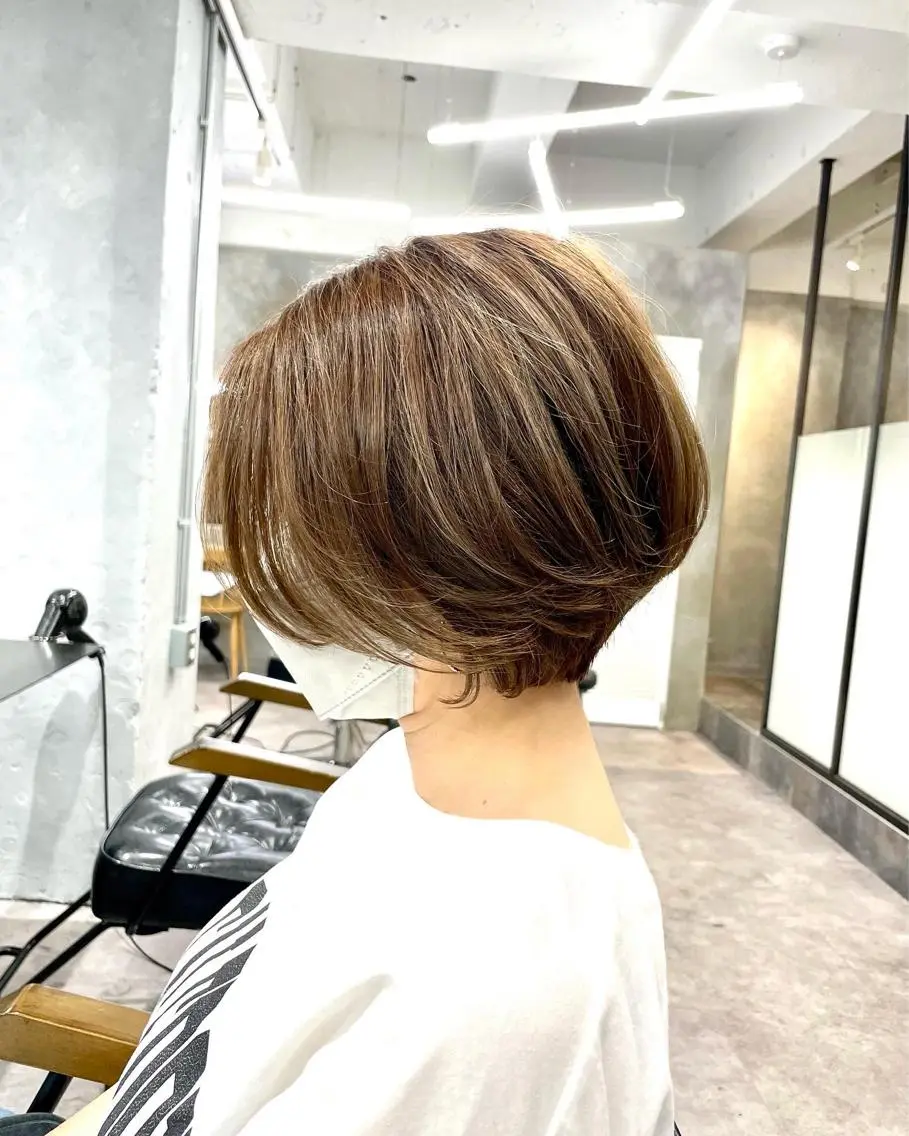 ショート カラー カット ヘアカラー 色気レイヤー& ショートはお任せ🌟のヘアスタイル