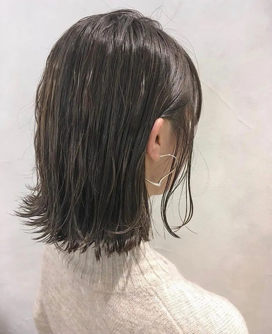 ショート カラー ヘアアレンジ アッシュ アッシュグレー アッシュグレージュ ブリーチ 透明感カラー エグチ アキラのヘアスタイル