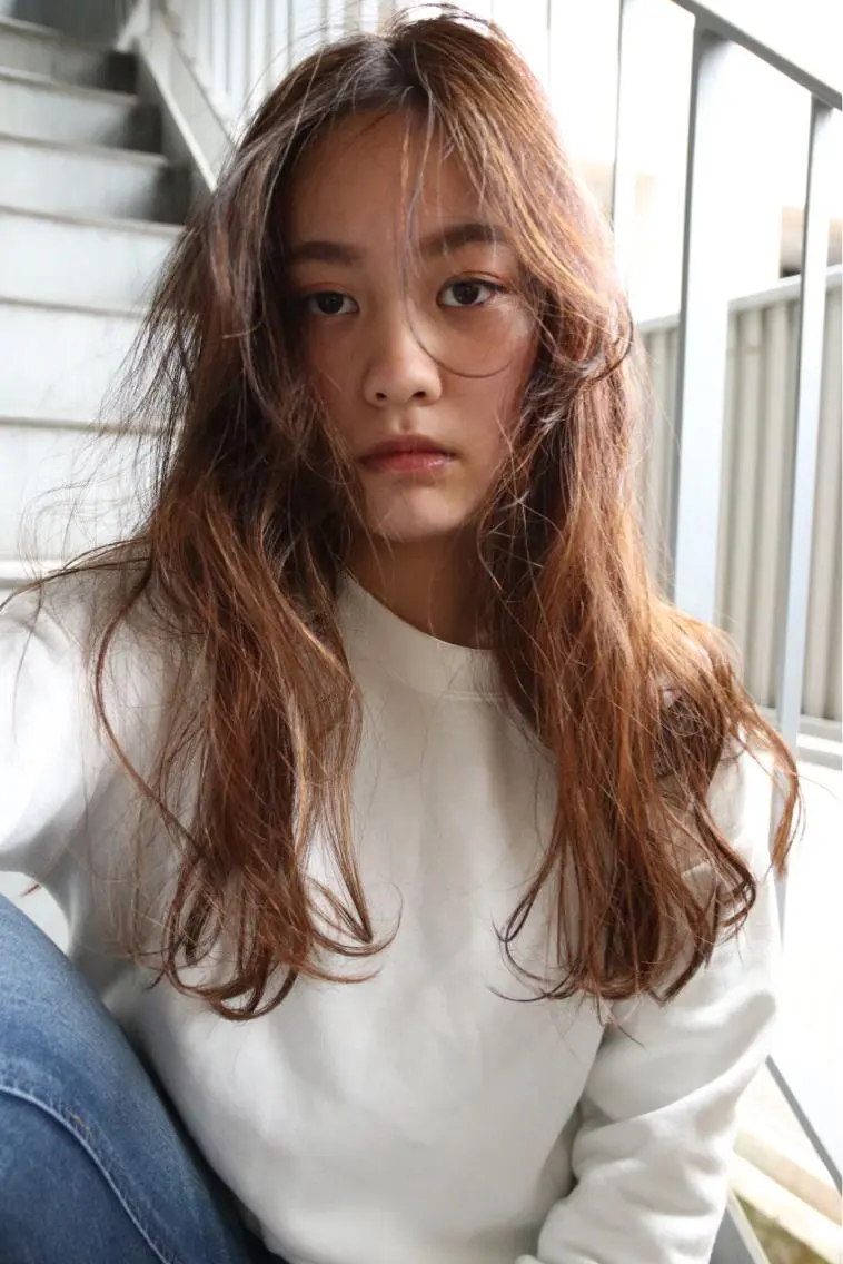ロング カラー 東 みのりのヘアスタイル