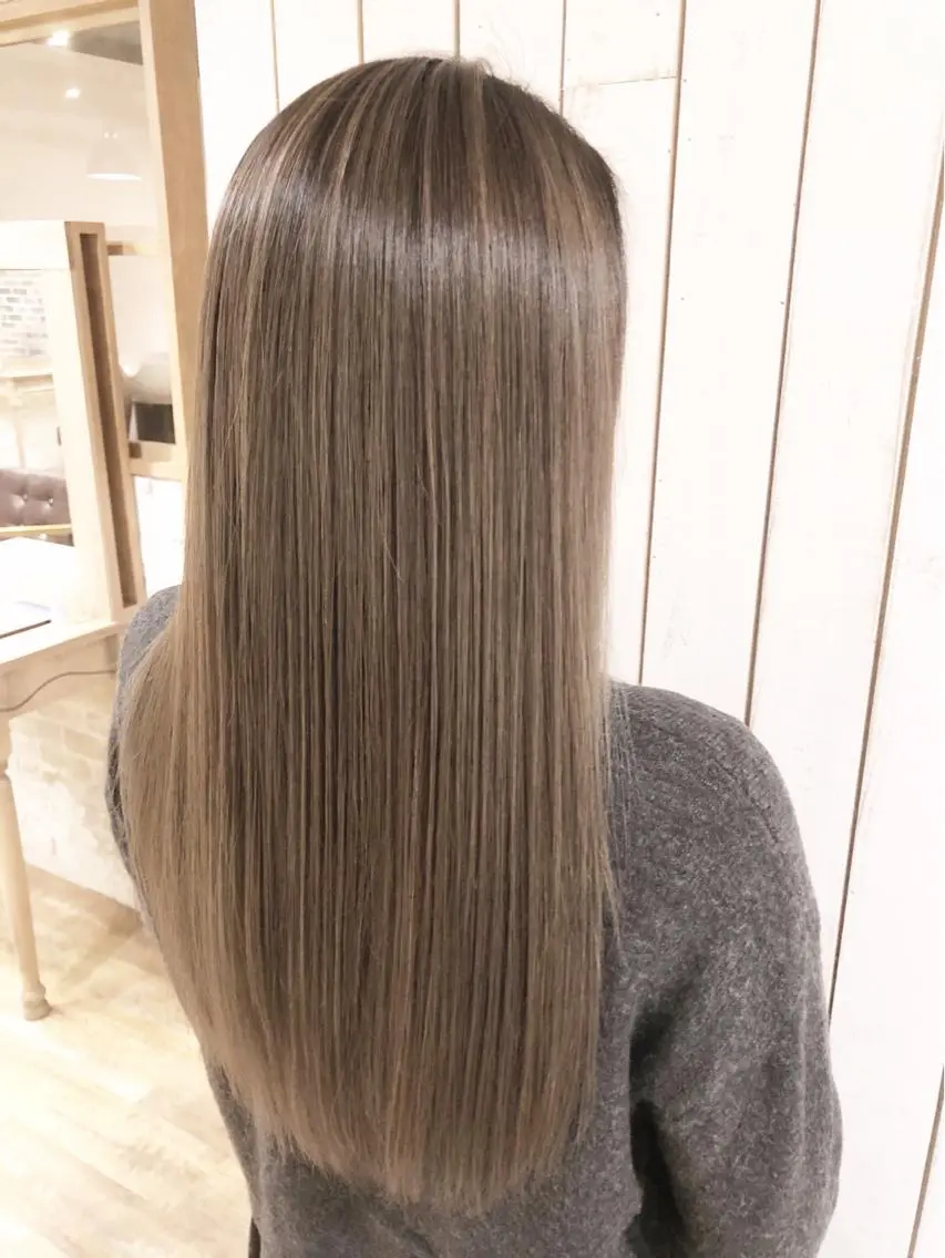 ロング Noe心斎橋 堀田 朋宏のヘアスタイル