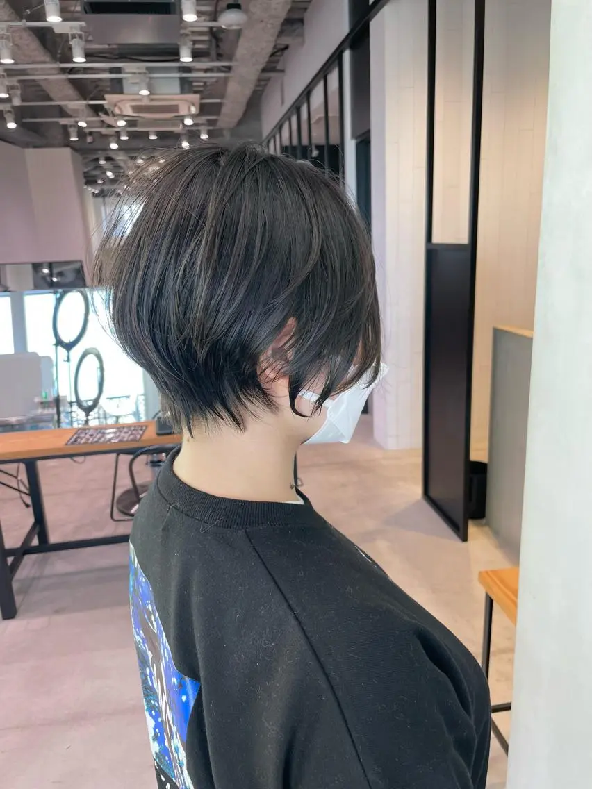 ショート カット ヘアカラー トリートメント 箕浦 詢平のヘアスタイル