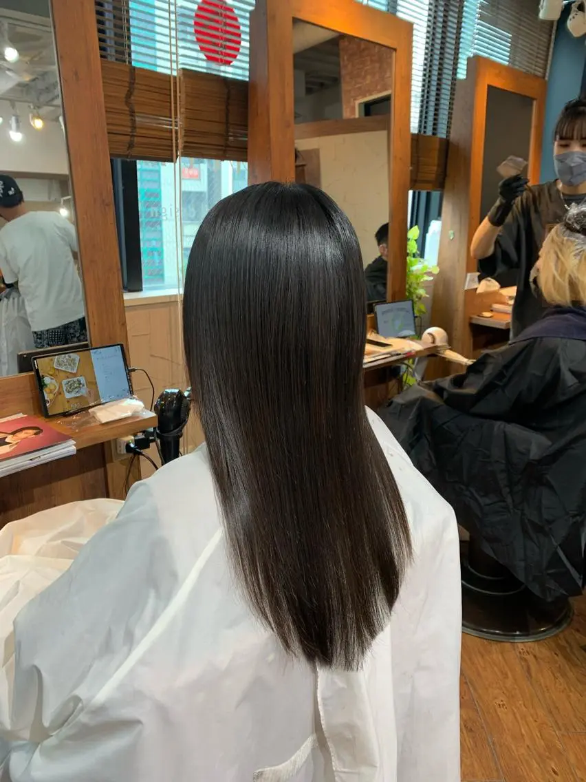 ロング カット 縮毛矯正 武田尚子🌸 自然に仕上がる矯正のヘアスタイル